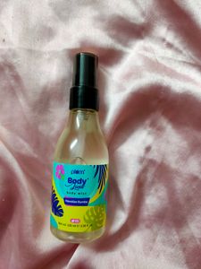 PLUM BODYLOVIN' HAWAIIAN RUMBA BODY MIST