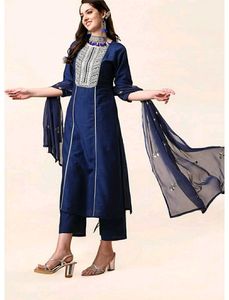 EthnicJunction Women's Silk Embroidered Thread