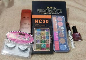 MAKEUP COMBO