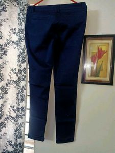 Women&#39;s MAX Navy Blue Trouser
