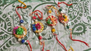 Rakhis