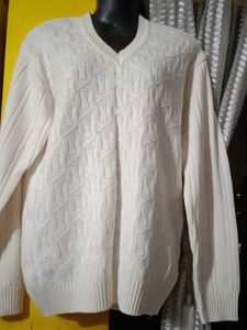 Elegant Cream V-Neck Sweater for man