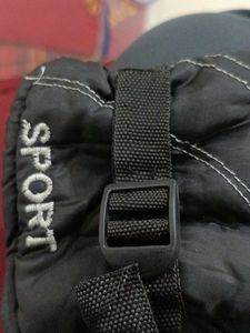 Black Sport Winter Gloves