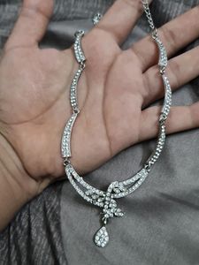 Nackless Set Totally New