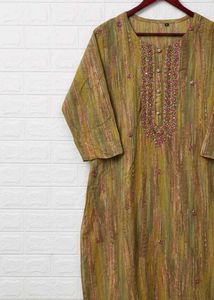 Elegant Embroidered Kurta