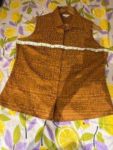 Beautiful Sleeveless Button-Up Shirt