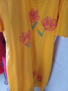 Floral Embroidered Kurta