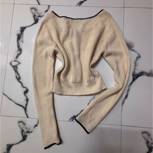Chic Cropped Cardigan
