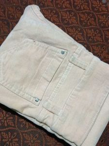 Cream Jeans