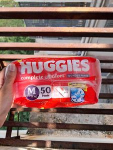Huggies Baby Diapers M Size, 50 Count