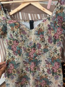 Urbanic Floral Puff Sleeve Dress