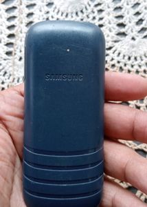 Samsung Keypad Phone With Charger.