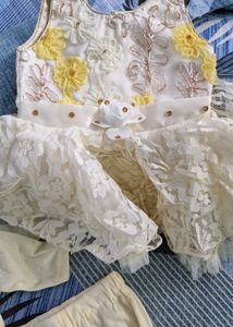 Baby Girl Floral Lace Frock With Inner
