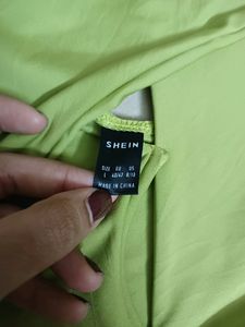 Hot Green Top