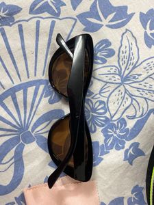 Cateye Sunglasses with Case
