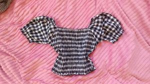 Gingham Puff Sleeve Crop Top