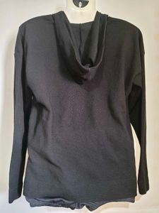 🎄Buy 1, Get 1 Free🎁 M/L Zudio Black Hoodie