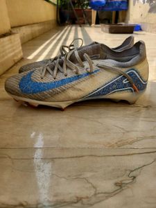 Nike Sport Shoes