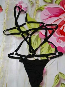 (1084)Black Strappy Lingerie Set