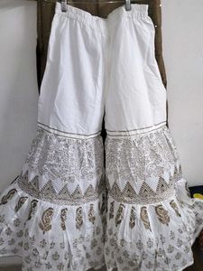 Elegant Kurta-Sharaa Set