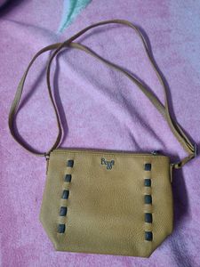 Women Baggit Sling Bag