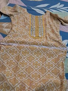 Pour Muslin  Kurta N TROUSER