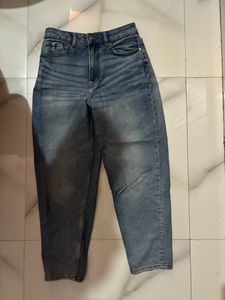 Moms Fit H&M Jeans
