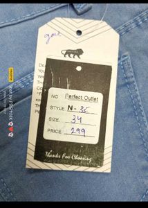 Stylish Lace-Up Detail Jeans