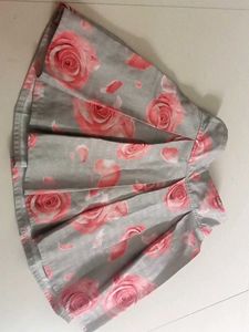 Rose Print Grey Skirt