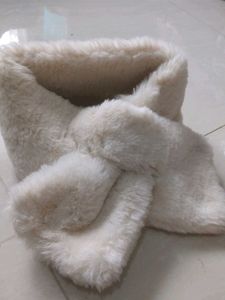 Wool scarf
