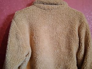Emeros Cropped Sweater