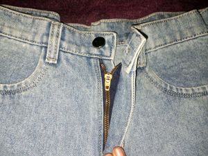 Premium Denim Shorts For Women 🌸🪩