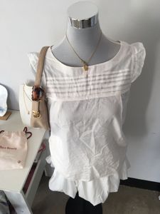 Minimal Aesthetic White Top