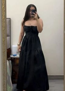 Elegant Black Maxi Dress
