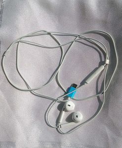 Apple EarPods with Adapter