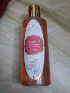 Just Herbs Shatpatri Body Wash