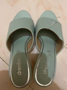 New Dressberry pencil heels