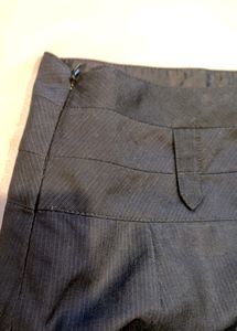 VanHuesen Formal Skirt