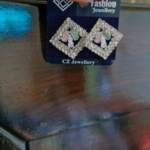 Set Of 3 Earrings 🫶