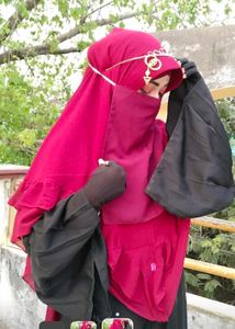 Elegant Red Niqab with Nose Pice