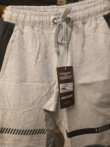 mens half pand