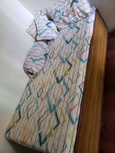 Single Bedsheet With Pillow And Cusion Covers