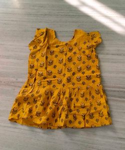 Yellow 💛 Top