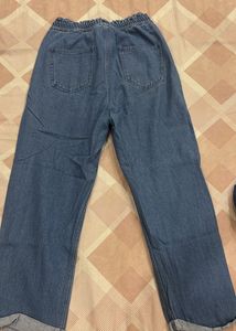 baggy jeans