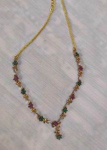 Sleek And Beautiful Necklace Set