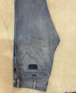 Wrangler Straight Fit Jeans