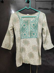 Floral Embroidered Kurti