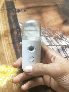 Nice Time Bottle Battery Backup One Hour Charging Time 30 Minutes