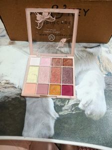 Glitter Eyeshadow Palette