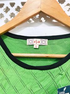 Green Patterned Top C